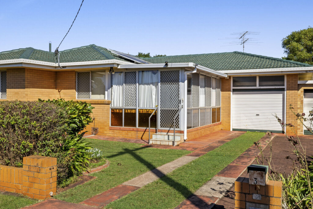 5 Star REA Review – Jacque property